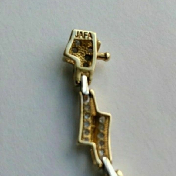 VINTAGE 10K Gold Diamonds Bracelet Tennis Bracelet Stamped JAFA - Picture 3 of 13